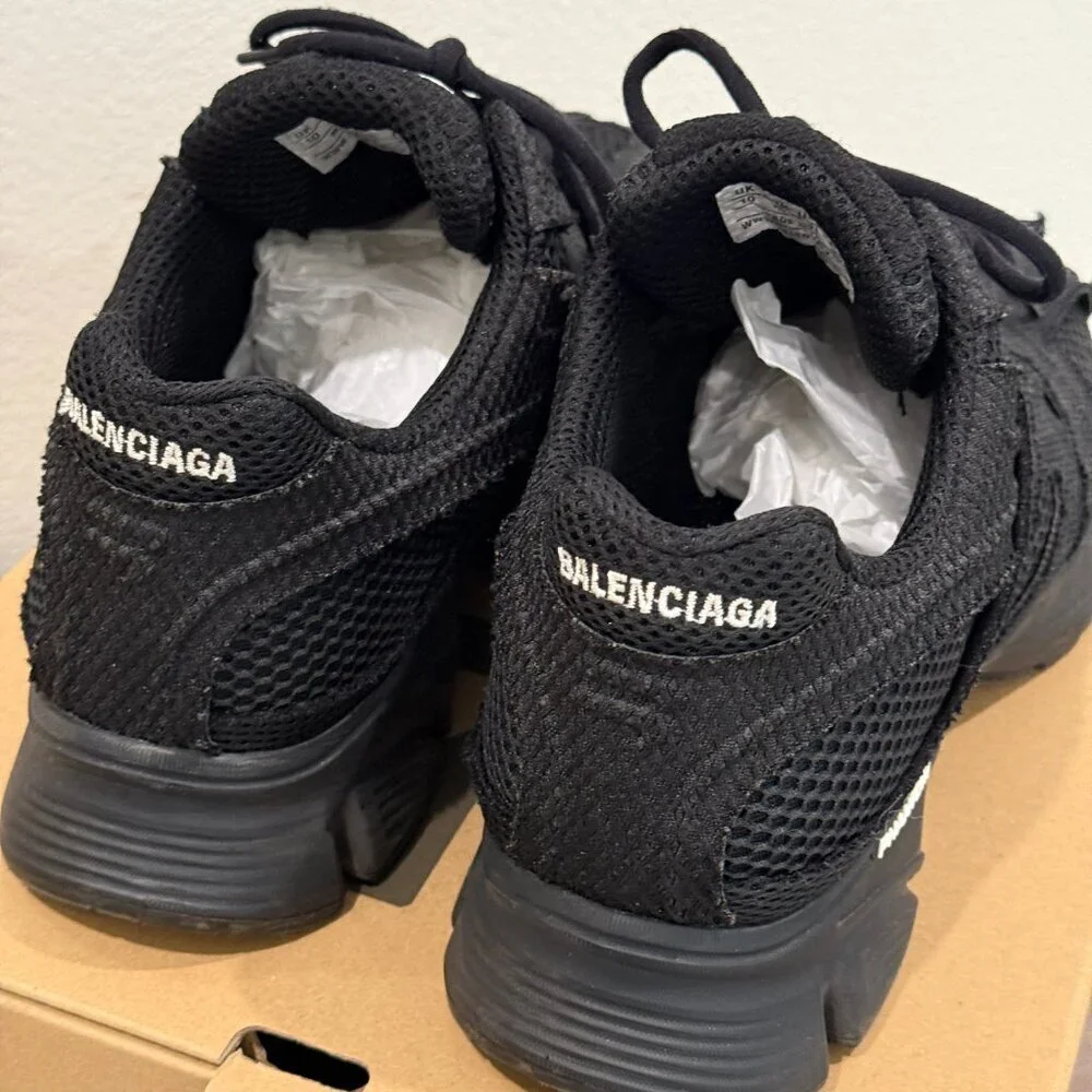 Balenicaga Phantom low trainers